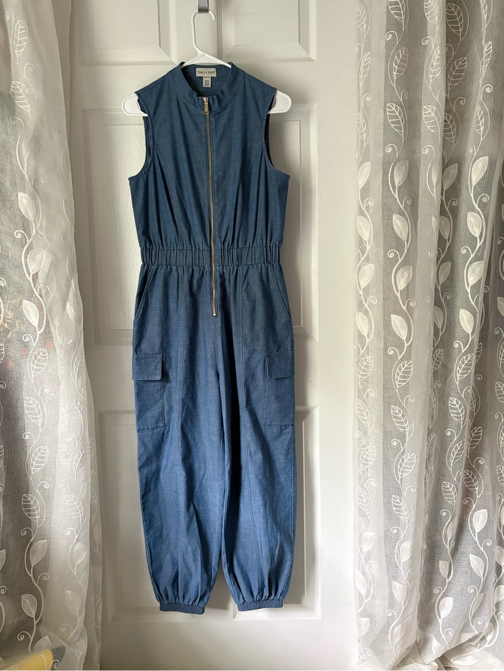 Thalia Sodi utility cargo jumpsuit chambray sleeveless elastic waist zip size S